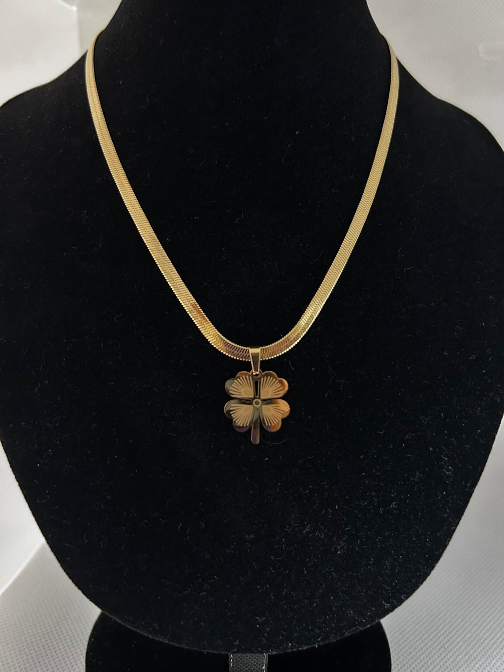 Four Leaf Clover Necklace - Delila Jewellery NZ