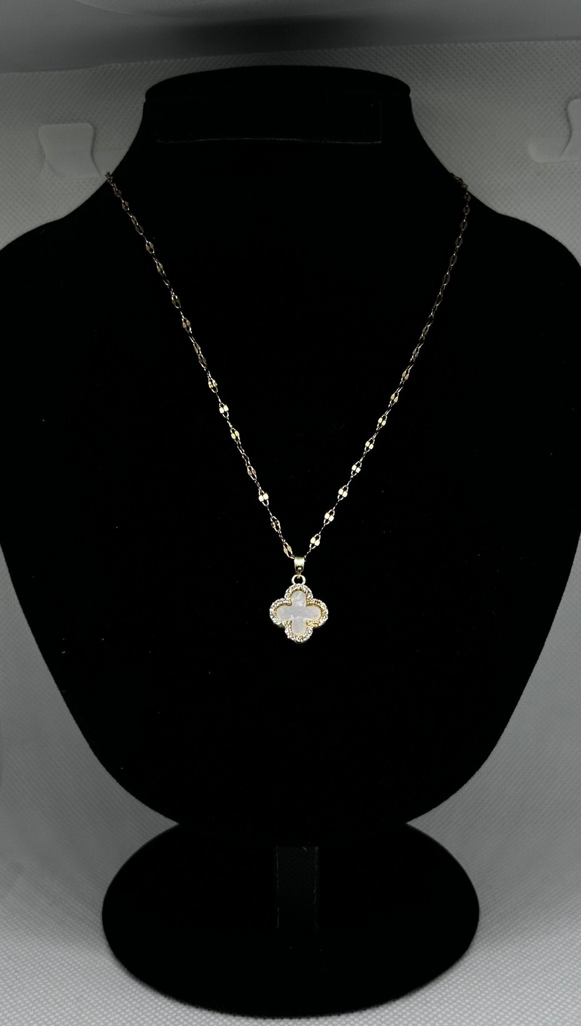 Reversible Black & White Pearl Clover Necklace – Gold Stainless Steel - Delila Jewellery NZ