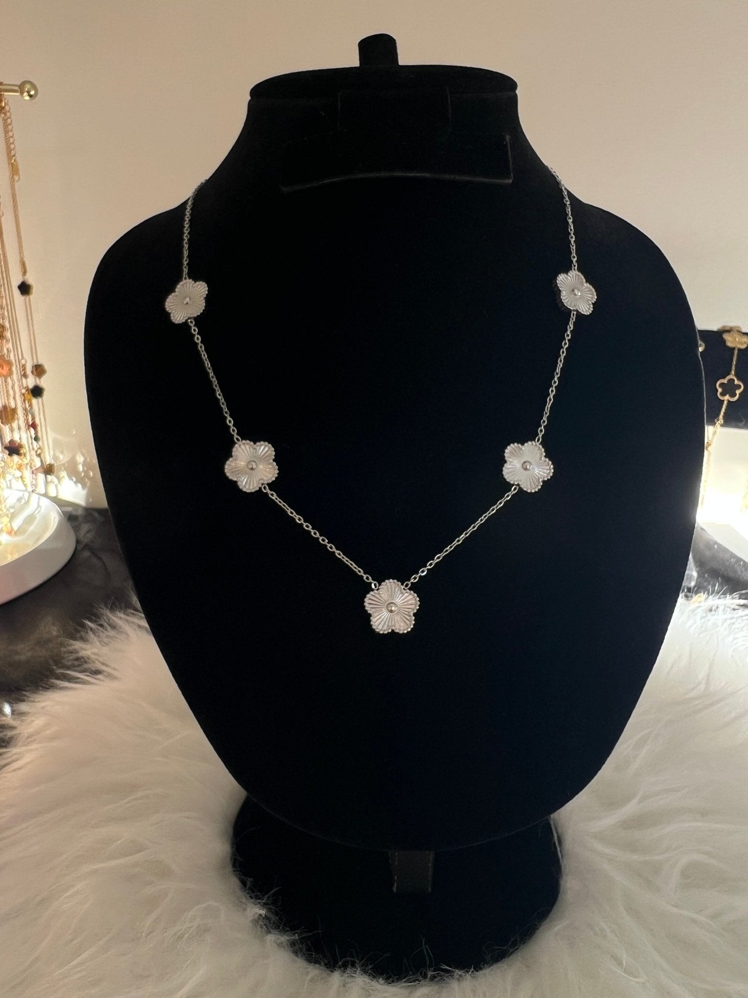 Silver Clover Necklace - Stainless Steel - Delila Jewellery NZ