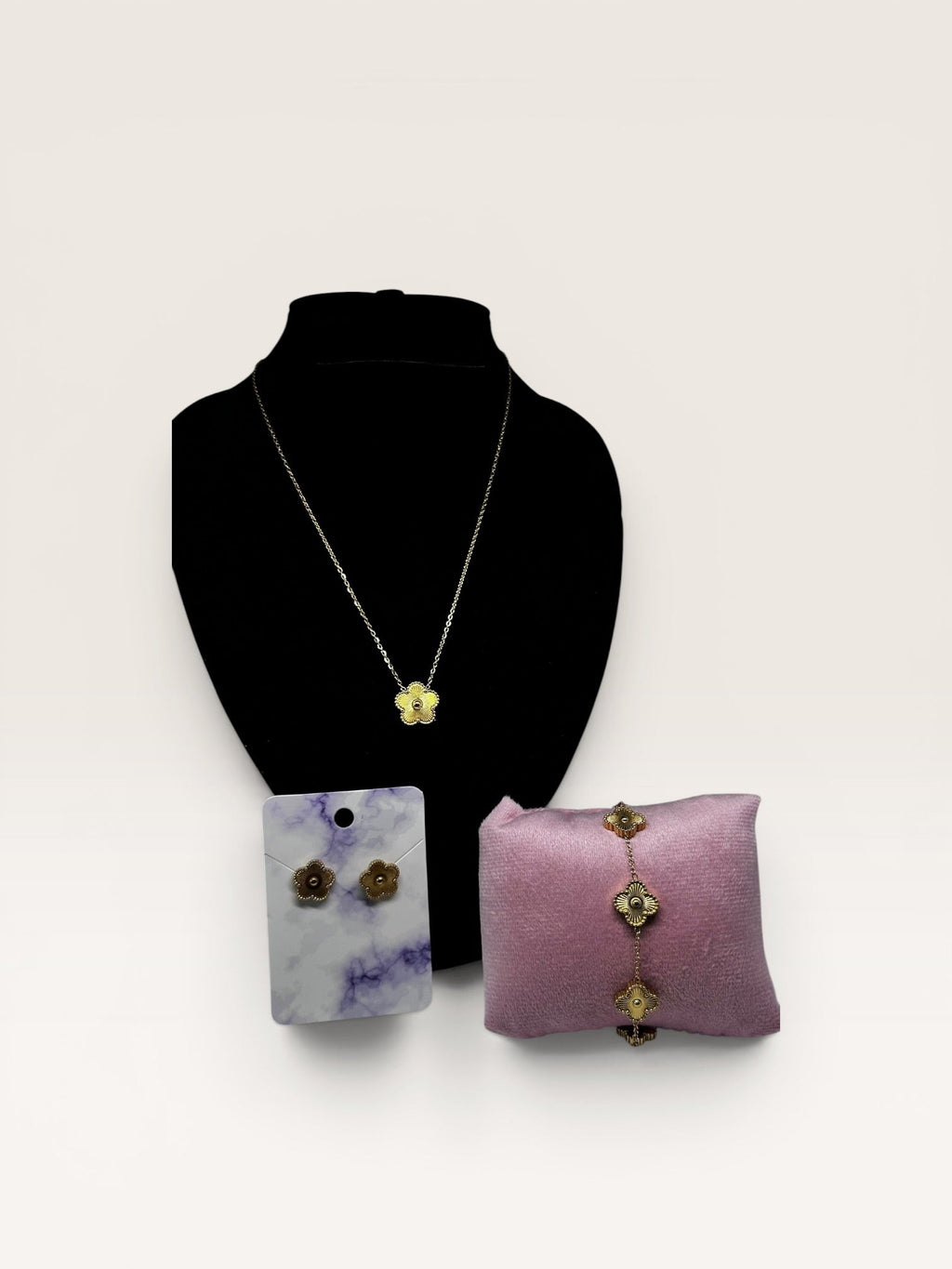 Stainless Steel Gold Single Clover Jewellery Set – 3 Piece - Delila Jewellery NZ